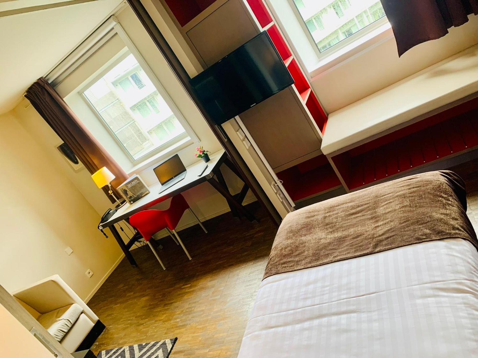 Standing Hotel Suites By Actisource Roissy-en-France Zewnętrze zdjęcie